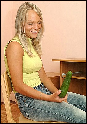 cucumber01.jpg